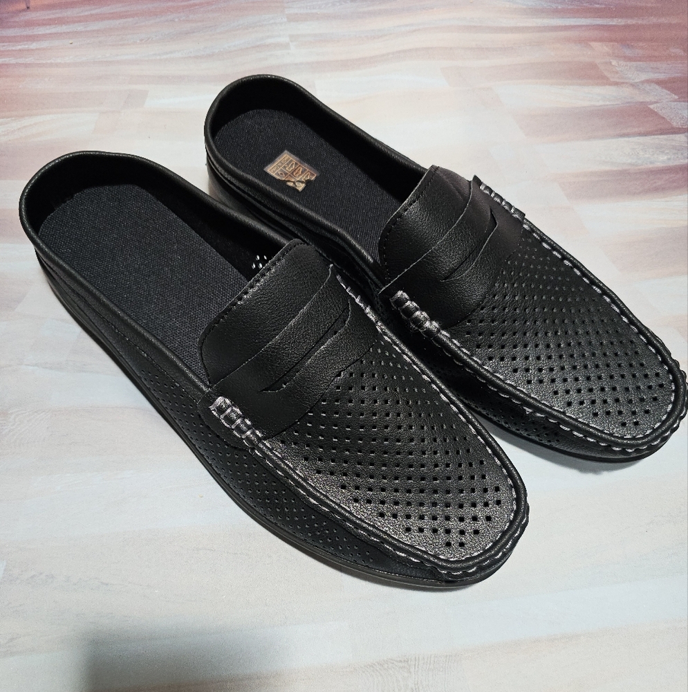 NEW MEN BLACK FLAT SLIP ON SHOES SIZE 10